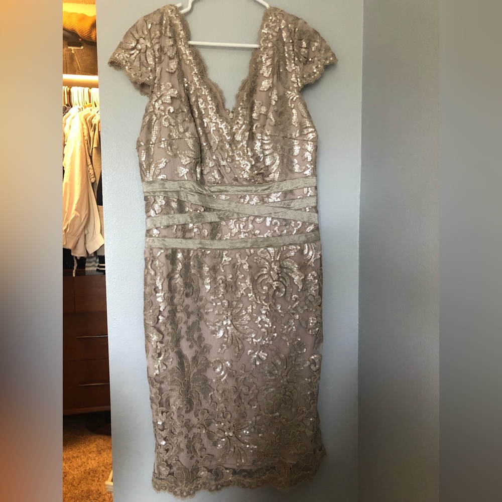 Tadashi Shoji knee length dress with sequins, 16
